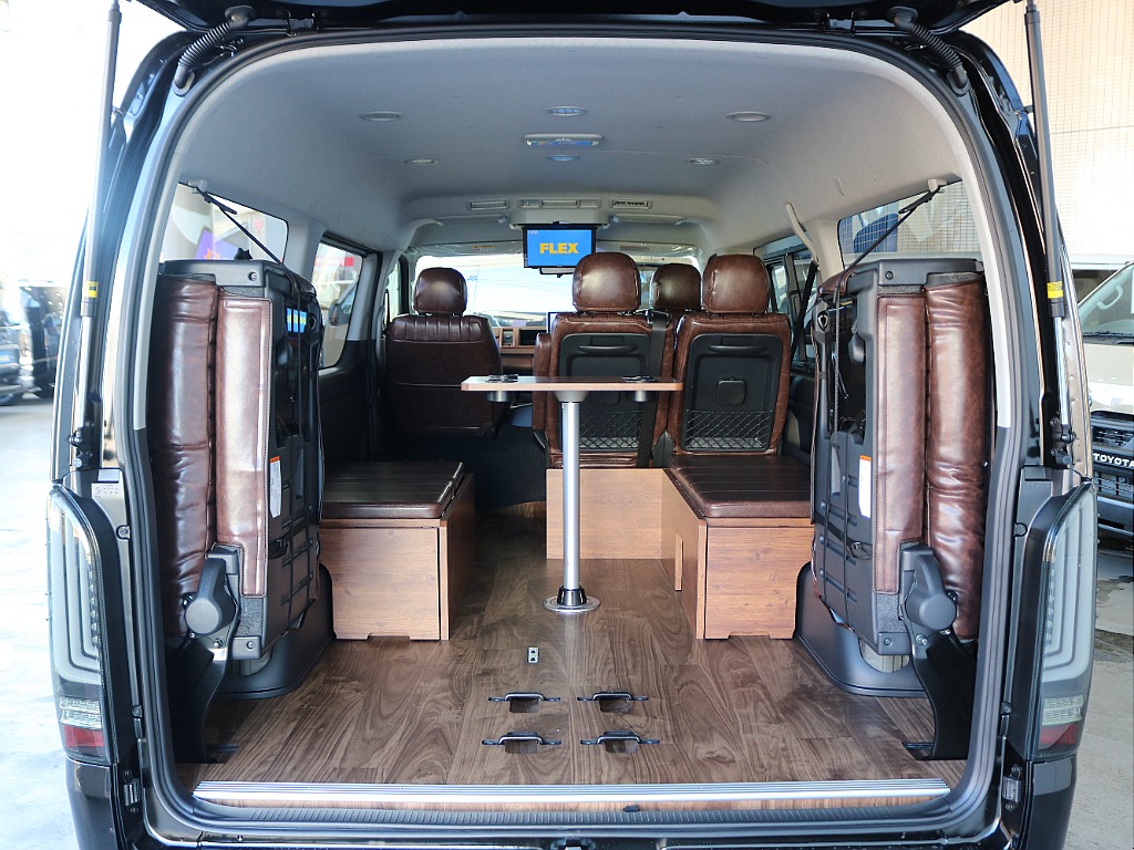 ４列目は跳ね上げ可能です☆☆