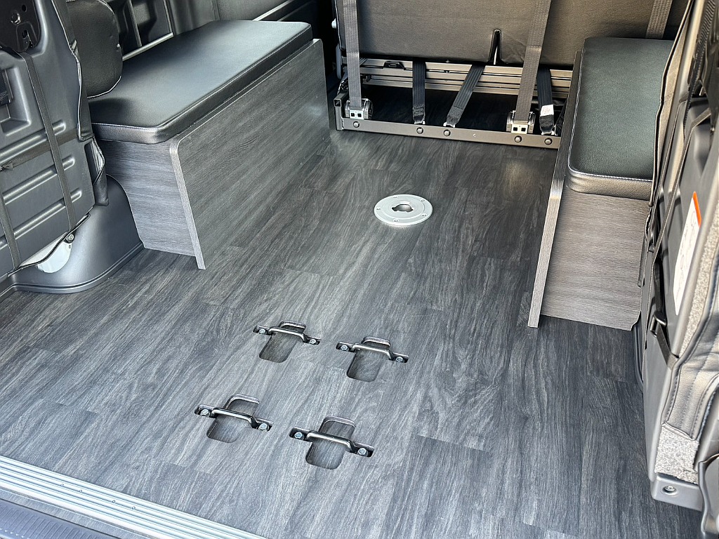 フローリングももちろん施工されております♪