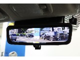 後続車両の確認も安心なデジタルインナーミラー完備！