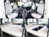運転席・助手席シートカバー装備してます！