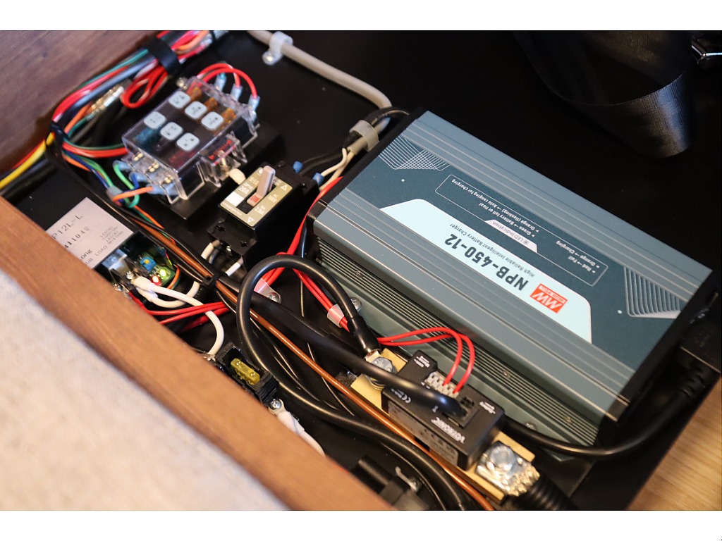 トヨタ ハイエースバン(34枚目)