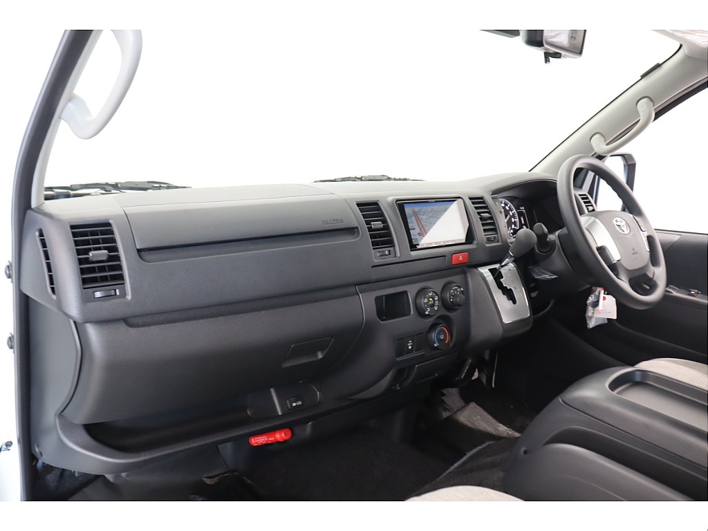 トヨタ ハイエースバン(38枚目)