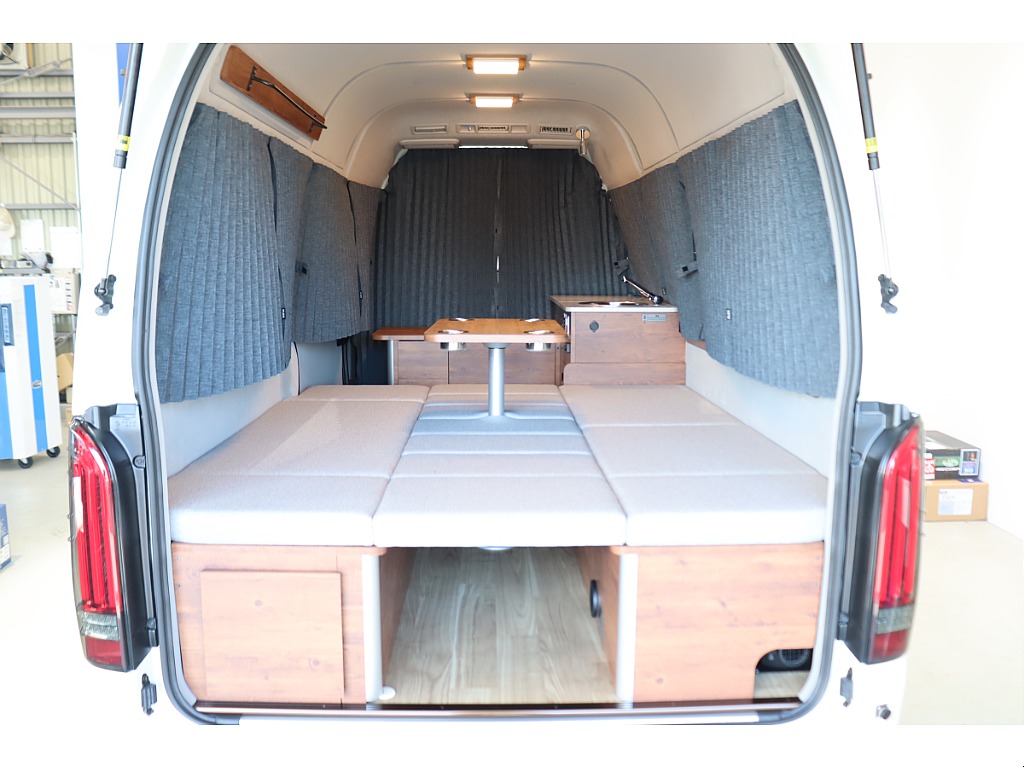 トヨタ ハイエースバン(60枚目)