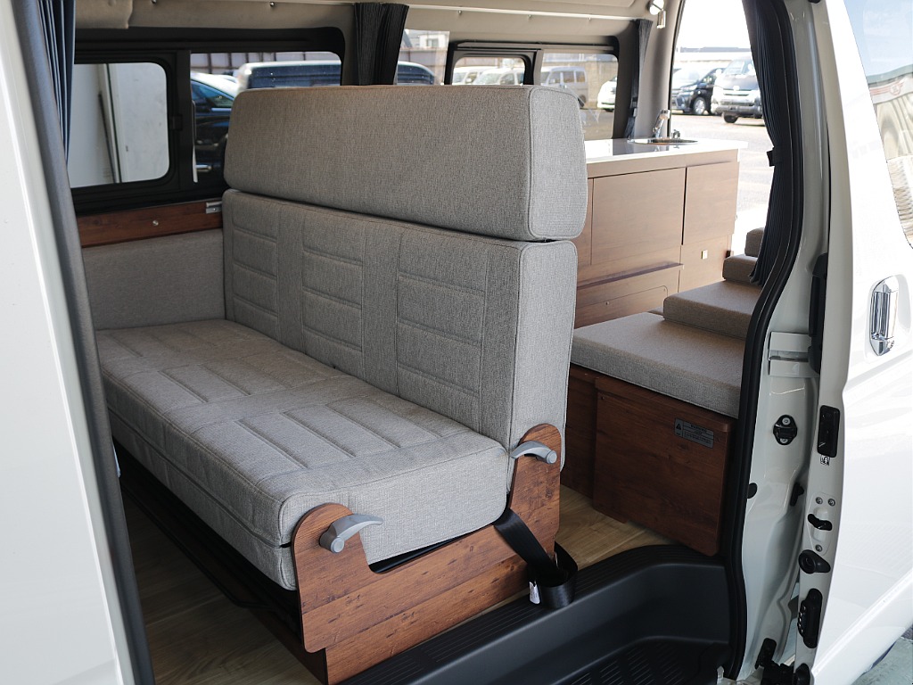 後列もシートカバー装備済みです！！汚れや劣化の緩和にもなりお手入れなどもしやすくなります！！