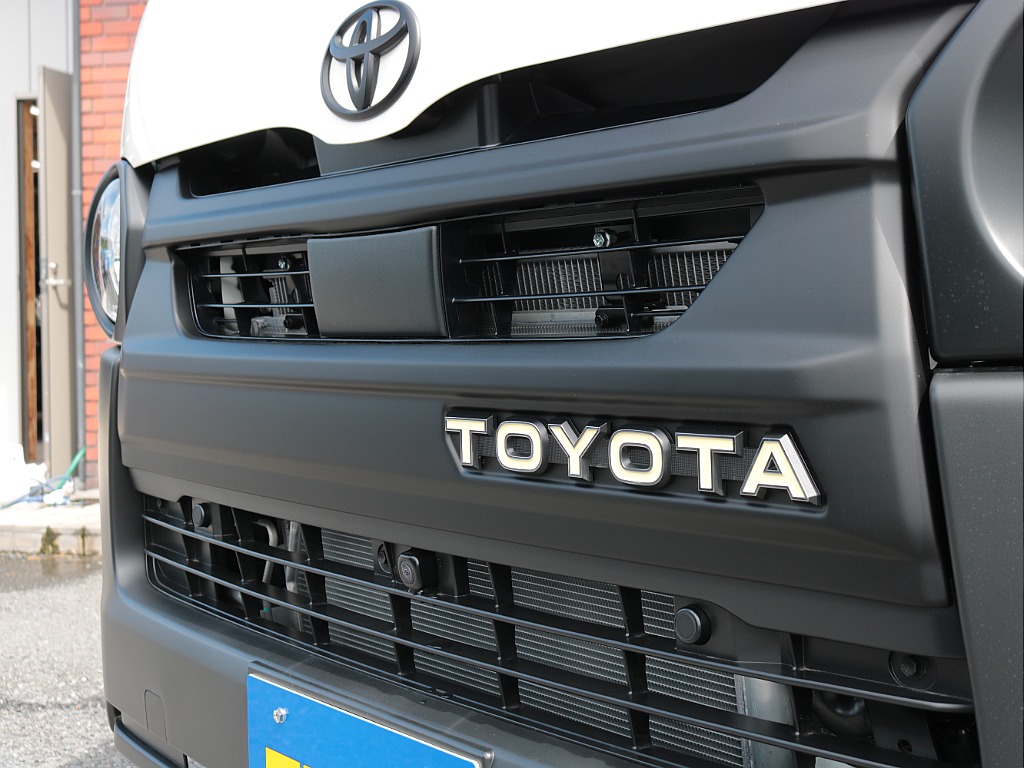 TOYOTAロゴがアクセント☆