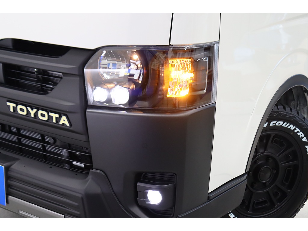LEDヘッドライトを搭載！各LEDバルブの交換もご相談下さい♪