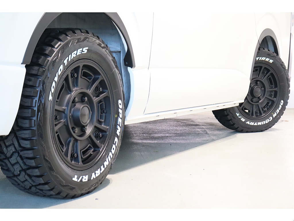 Deanメキシカン16インチアルミホイール(FLEXカラー)/TOYOオープンカントリータイヤを装着済み！