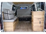 ベットマットを収納すると大きな荷物の積載が可能です♪