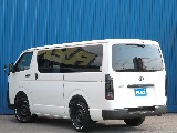 トヨタ ハイエースバン(3枚目)
