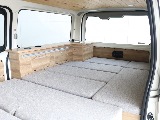 セカンドシートを倒すと高身長の方でもゆったりおくつろぎいただけます☆
