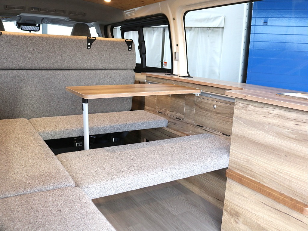 広々後部空間！