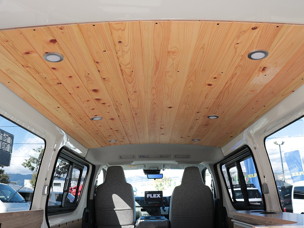 ヒノキのルーフライニング！