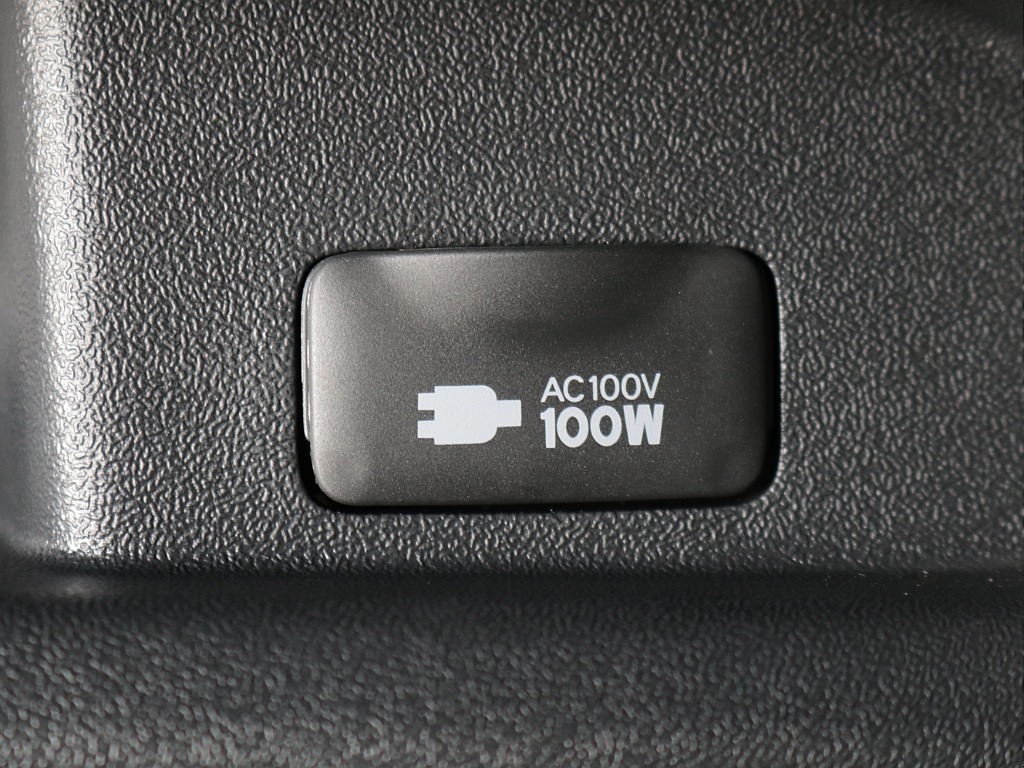 100Vアクセサリーコンセント！