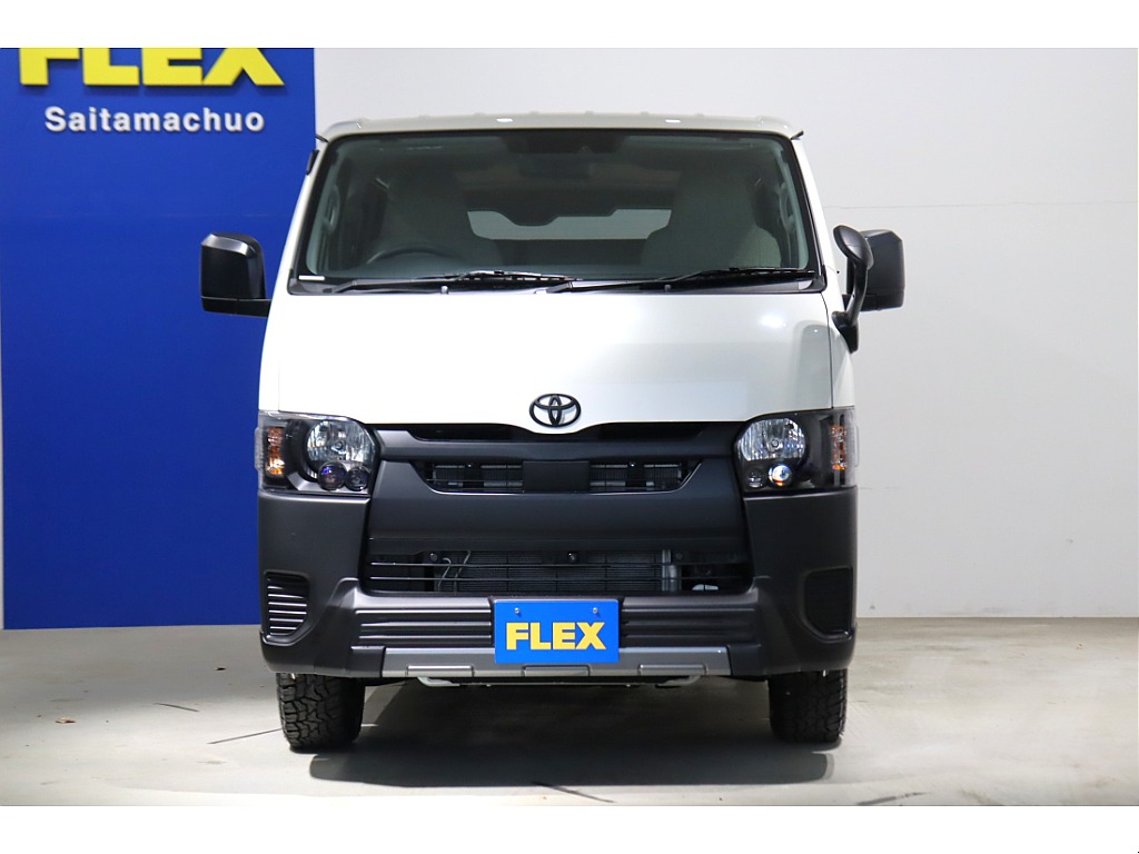 インナーブラックヘッドライトにカスタムしております☆