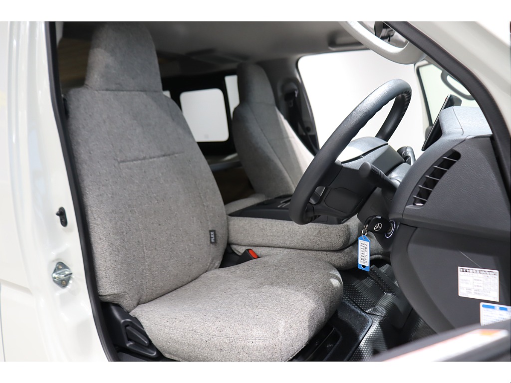 全席シートカバーを装着済み！