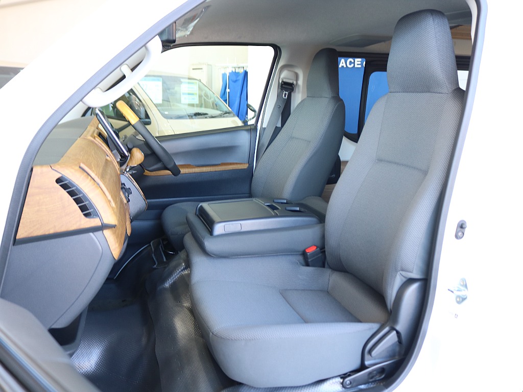 座り心地の良いシートになっております♪♪