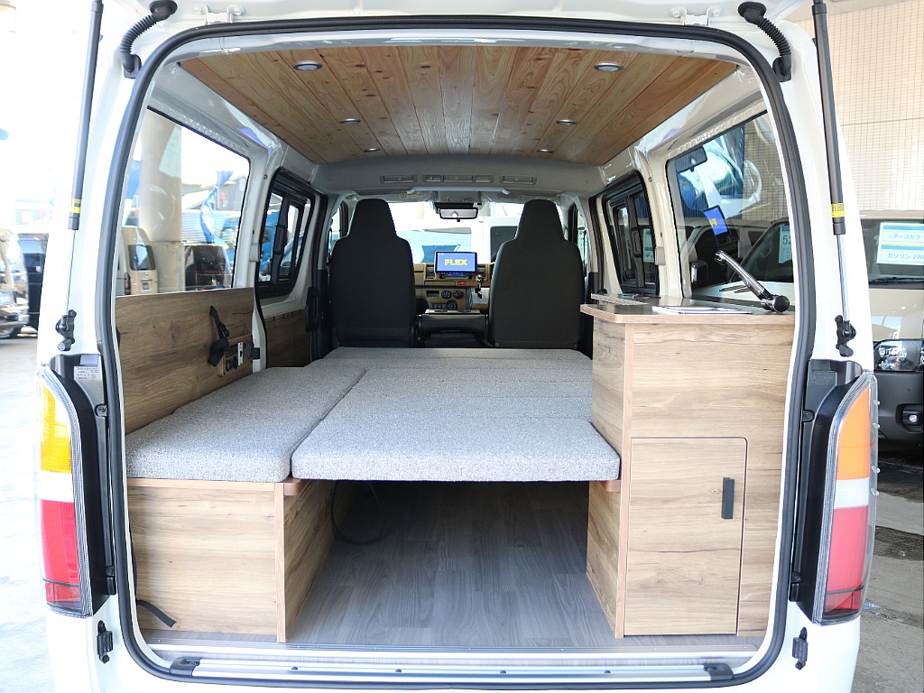 トヨタ&nbsp;ハイエースバン&nbsp;5ドアバン2.0DXロング&nbsp;Wood Village&nbsp;埼玉県の詳細画像&nbsp;その13