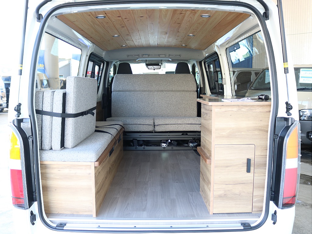 トヨタ&nbsp;ハイエースバン&nbsp;5ドアバン2.0DXロング&nbsp;Wood Village&nbsp;埼玉県の詳細画像&nbsp;その14