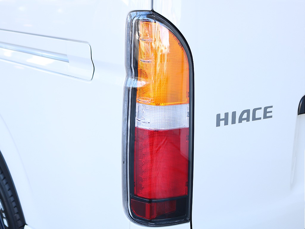 トヨタ&nbsp;ハイエースバン&nbsp;5ドアバン2.0DXロング&nbsp;Wood Village&nbsp;埼玉県の詳細画像&nbsp;その15