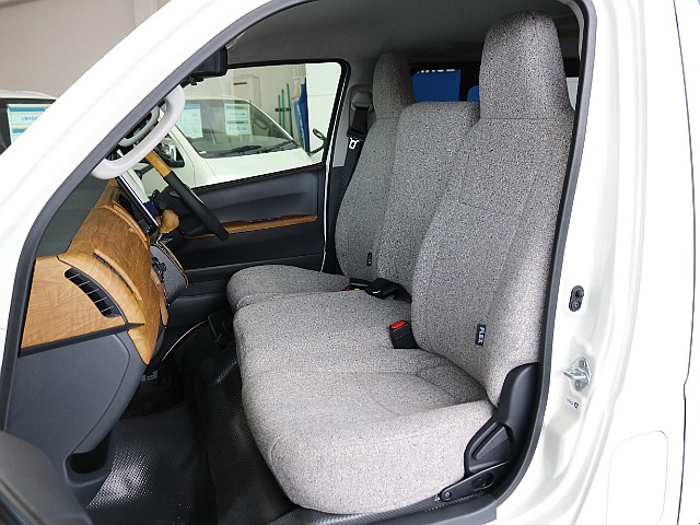 座り心地の良いシートになっております♪♪