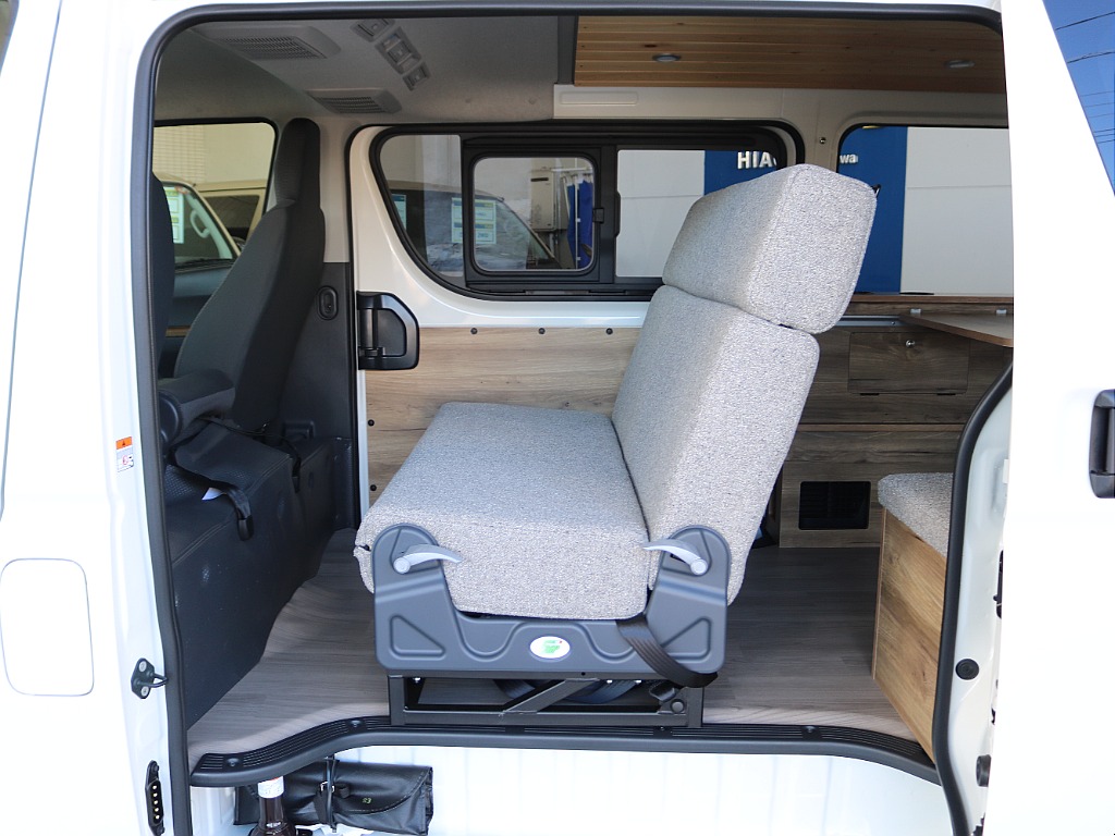 トヨタ&nbsp;ハイエースバン&nbsp;5ドアバン2.0DXロング&nbsp;Wood Village&nbsp;埼玉県の詳細画像&nbsp;その6