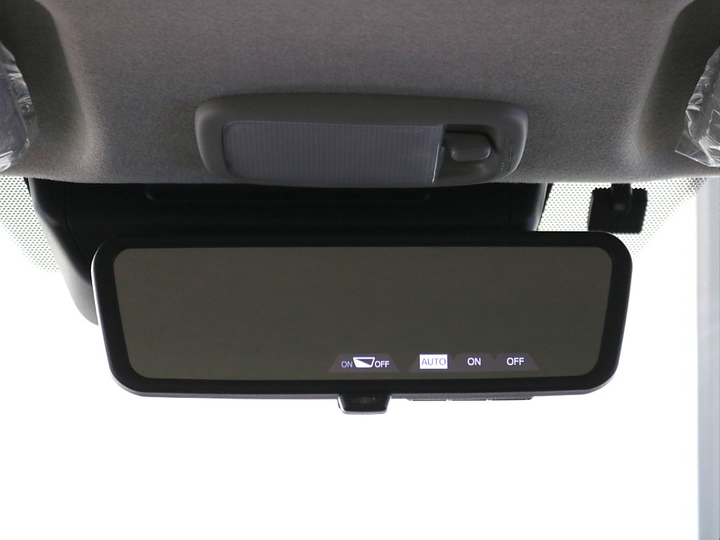 デジタルインナーミラー※モニターと鏡面で切り替え可能