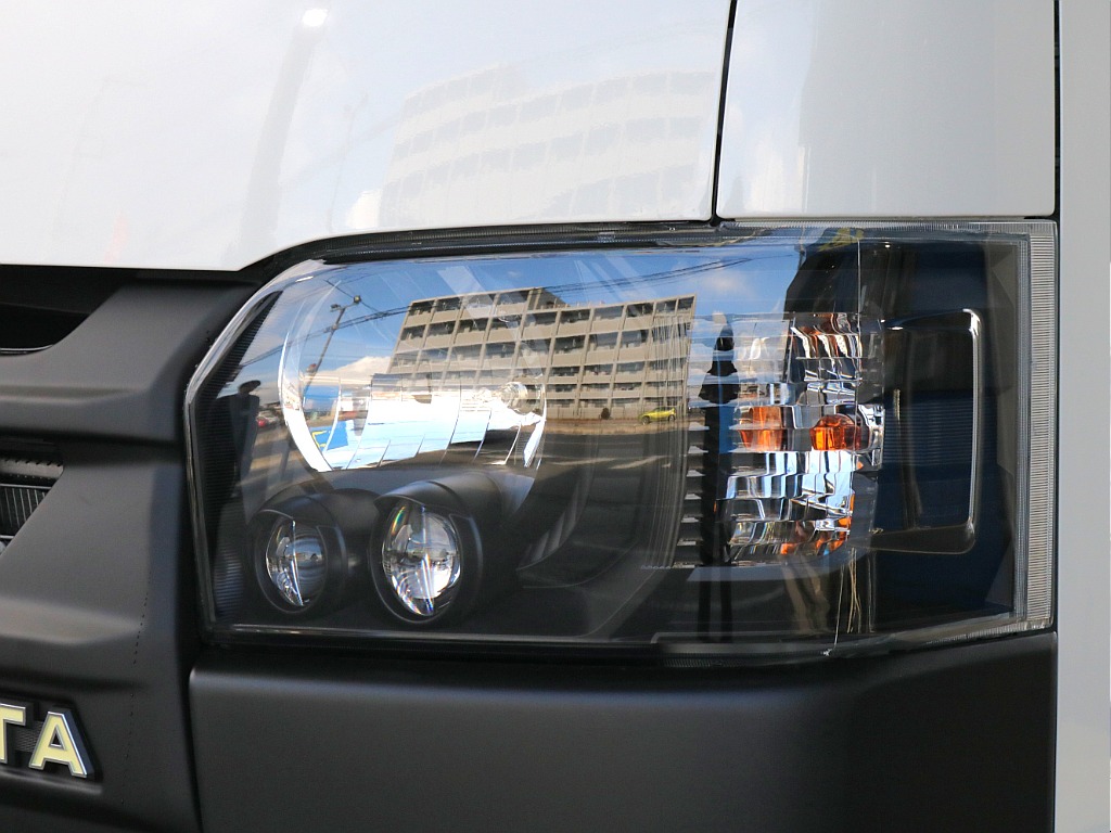 ヘッドライトインナーブラック塗装