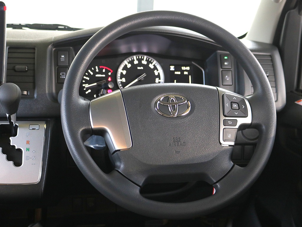 純正ステアリング