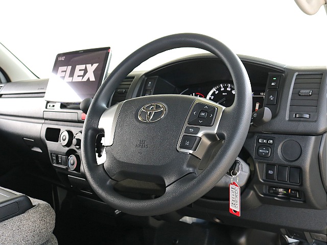 ステアリングスイッチ