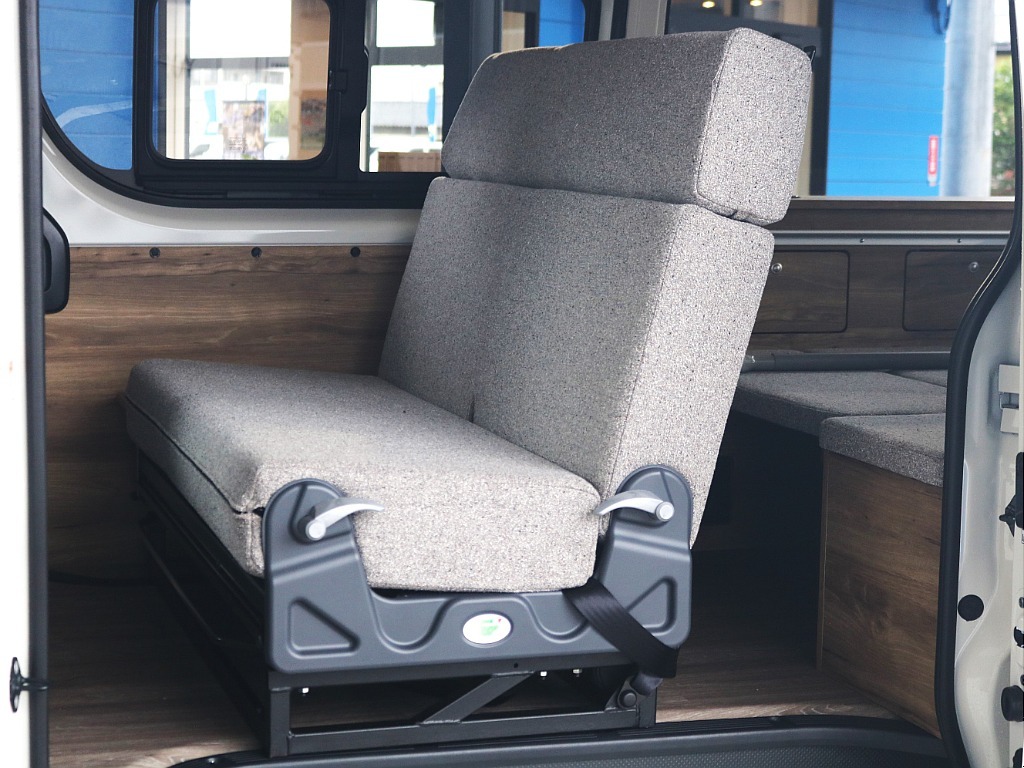 ハイエース高崎店にて展示中♪027-329-5670