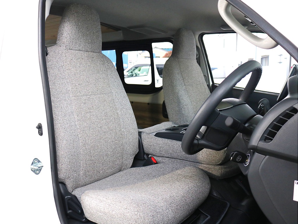 全席シートカバー装着済み