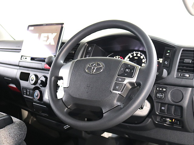 ステアリングスイッチ