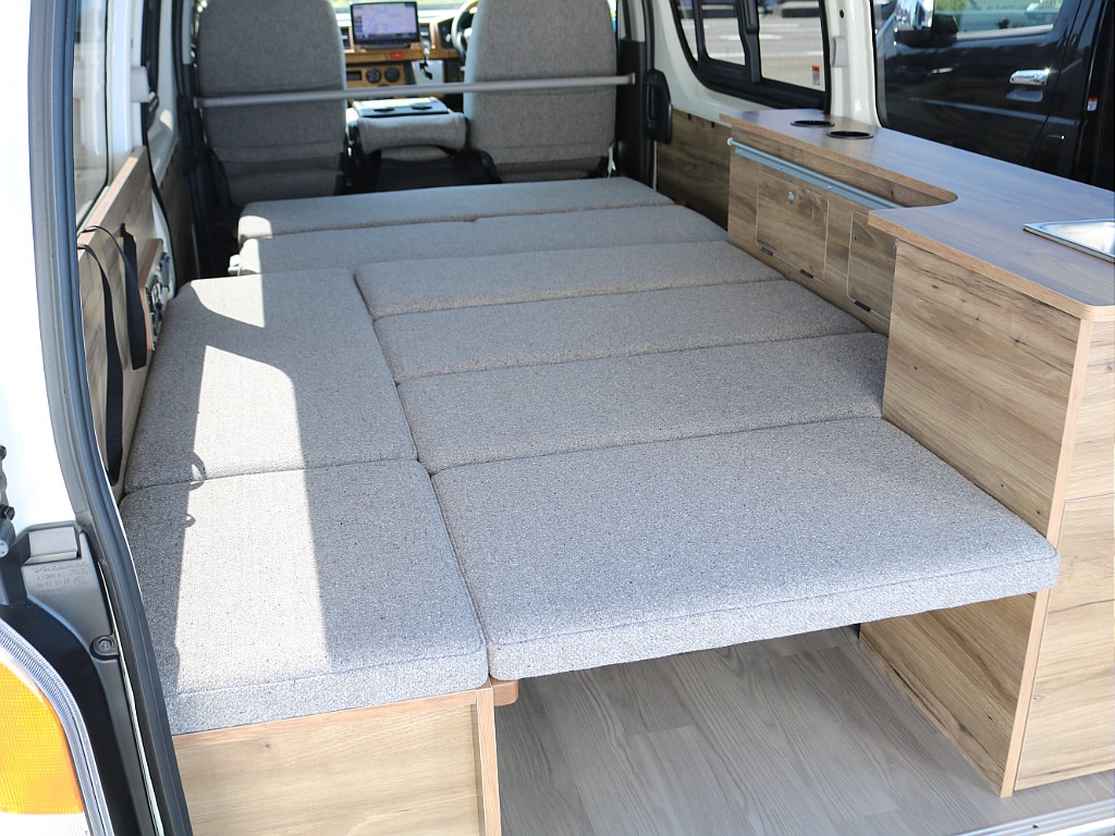 ＦＬＥＸグループは「すべての人に愛車を」をコンセプトに車種別に全国展開中！愛車と一緒に、ライフスタイルを充実させてもらいたいという思いで、ランクル仙台泉店では皆様のご要望になんでもお応えします♪