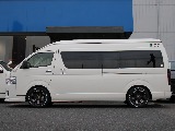 1インチローダウン施工済みになりますのですっきりとした見た目になってます！