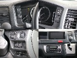 運転席周りの操作部分になります！