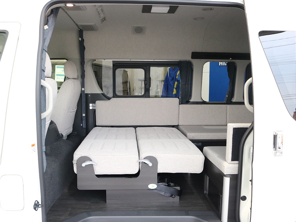 トヨタ ハイエースコミューター(36枚目)