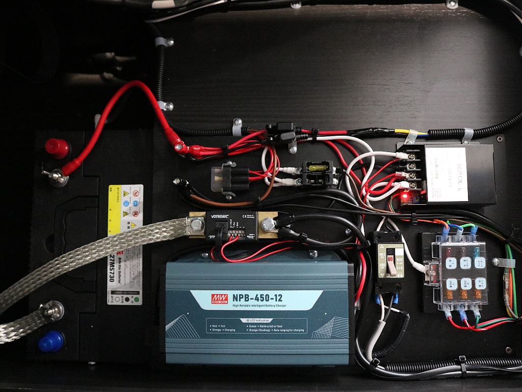 トヨタ ハイエースコミューター(38枚目)