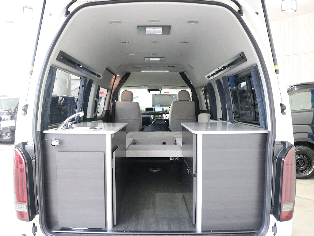 トヨタ ハイエースコミューター(39枚目)
