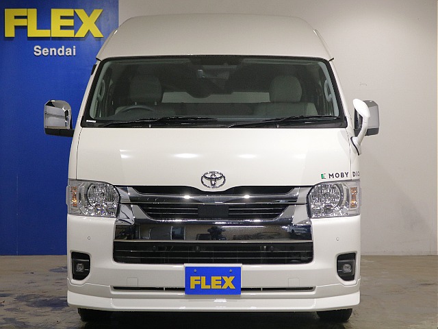 新車】ハイエース　コミューターベース　FLEXオリジナルキャンピングカー　MOBYDICK　コムキャン　ホワイト　ガソリン4WD入庫致しました