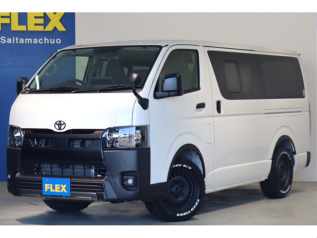 【新車入庫】ハイエースバン　DX　 2.8　ディーゼル２WD　WoodRim内装架装　アルパインナビ　ブラックエディション！