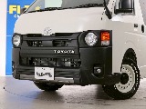 常時７０台以上のハイエース在庫数、フレックス株式会社ハイエース千葉北店！