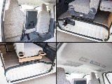 二列目シートの右側にはドリンクホルダーがついています！