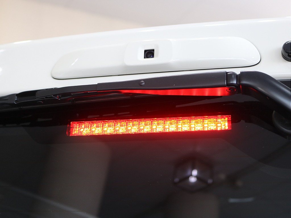 トヨタ ハイエースバン(60枚目)