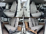 専用シートカバー＆FASPシートも装備されております！