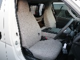 フロントはWood Vilage専用のシートカバーを装着！！