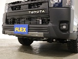 Reクラシックフェイス！純正のグリルラインを生かしたマットブラックのフェイスデザイン！ＦＬＥＸオリジナルのクラシカルな丸目ヘッドライト！存在感のあるTOYOTAロゴがワンポイント♪
