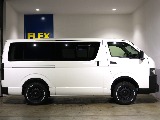 デルフィーノラインオーバーフェンダー付きです！！ブラックエディションと車体カラーとの相性ばっちりですね！！