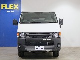 雪道、山道でも安心のディーゼル4WDをベースに制作しておりますので、インテリアの機能美＋走りを両立させた1台となっております♪