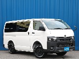 トヨタ ハイエースバン(3枚目)