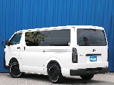 トヨタ ハイエースバン(4枚目)